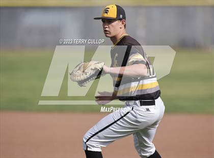 Thumbnail 3 in Emery vs. Summit Academy (UHSAA 3A Round 1) photogallery.
