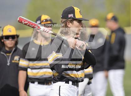 Thumbnail 2 in Emery vs. Summit Academy (UHSAA 3A Round 1) photogallery.