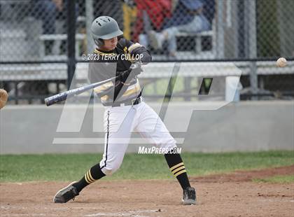Thumbnail 2 in Emery vs. Summit Academy (UHSAA 3A Round 1) photogallery.