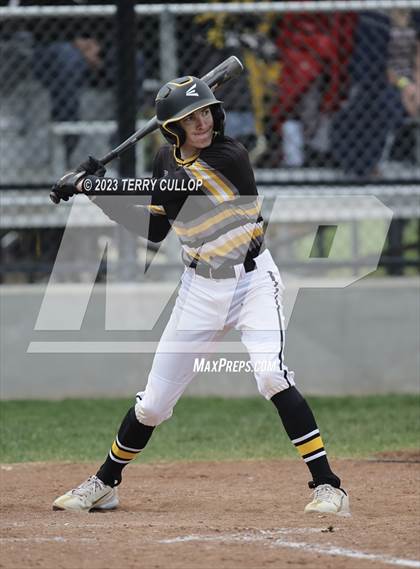 Thumbnail 1 in Emery vs. Summit Academy (UHSAA 3A Round 1) photogallery.