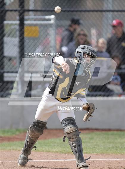 Thumbnail 3 in Emery vs. Summit Academy (UHSAA 3A Round 1) photogallery.