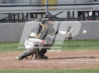 Thumbnail 2 in Emery vs. Summit Academy (UHSAA 3A Round 1) photogallery.