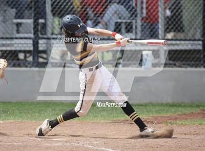 Thumbnail 2 in Emery vs. Summit Academy (UHSAA 3A Round 1) photogallery.
