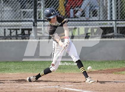 Thumbnail 2 in Emery vs. Summit Academy (UHSAA 3A Round 1) photogallery.