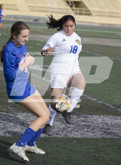Thumbnail 2 in Poly vs University (Los Angeles Valley College Tournament) photogallery.