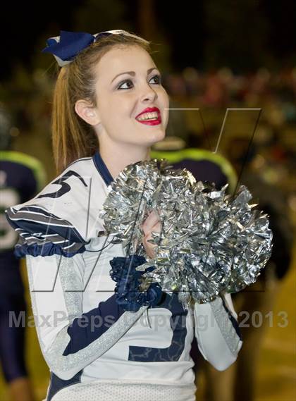 Thumbnail 3 in Buchanan vs. Clovis East photogallery.