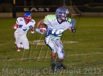 Thumbnail 3 in Buchanan vs. Clovis East photogallery.