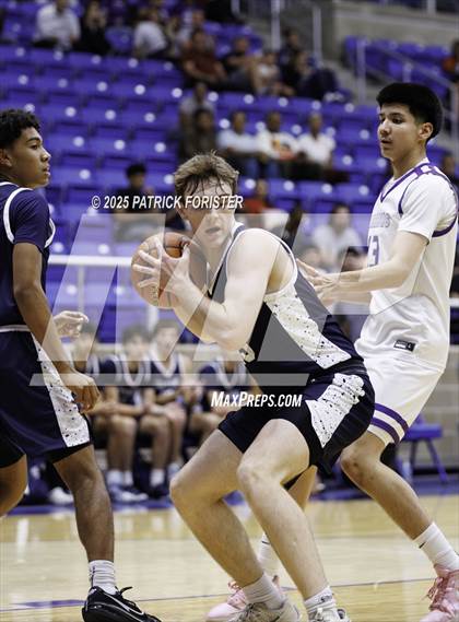 Thumbnail 2 in Boerne-Champion @ Warren photogallery.