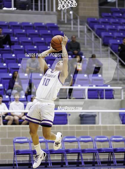 Thumbnail 1 in Boerne-Champion @ Warren photogallery.