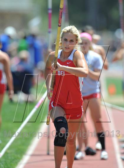 Thumbnail 2 in CIF SS Track and Field Finals (Girls Pole Vault) photogallery.