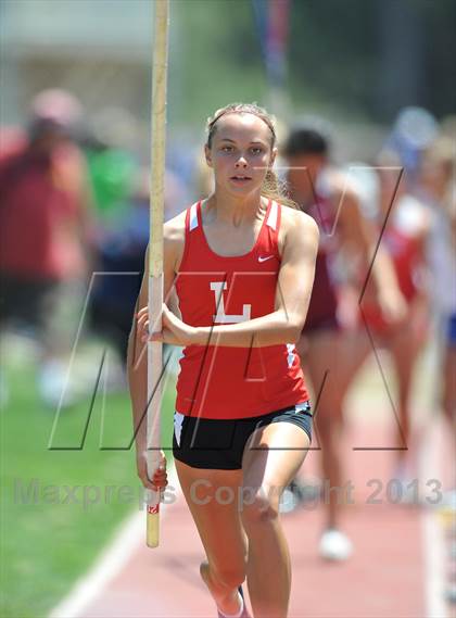 Thumbnail 2 in CIF SS Track and Field Finals (Girls Pole Vault) photogallery.