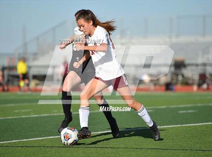 Thumbnail 3 in Pahrump Valley vs Faith Lutheran photogallery.