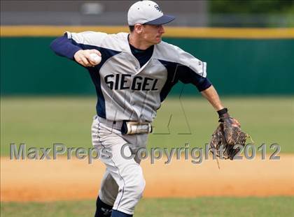Thumbnail 1 in Siegel @ Smyrna photogallery.