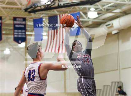 Thumbnail 2 in De La Salle @ Metairie Park Country Day photogallery.