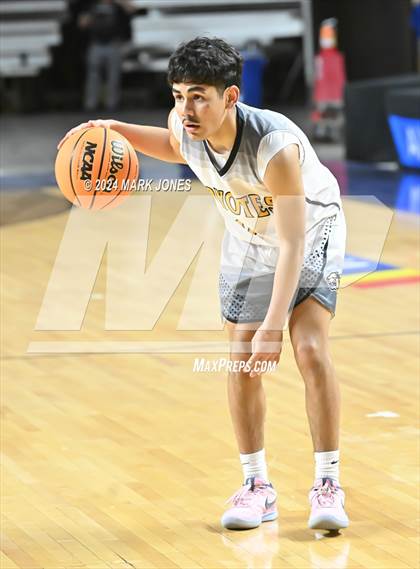 Thumbnail 3 in Arizona Lutheran Academy vs. Rancho Solano Prep (AIA 2A Semifinal) photogallery.