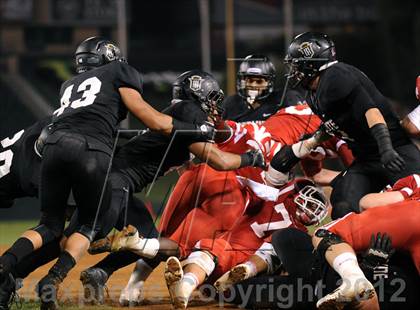 Thumbnail 2 in Servite vs. Mater Dei photogallery.