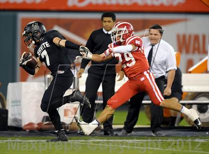 Thumbnail 1 in Servite vs. Mater Dei photogallery.