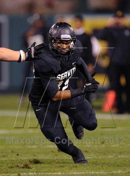 Thumbnail 3 in Servite vs. Mater Dei photogallery.