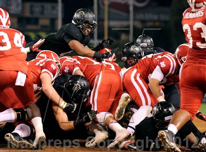 Thumbnail 3 in Servite vs. Mater Dei photogallery.