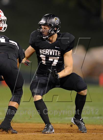Thumbnail 3 in Servite vs. Mater Dei photogallery.