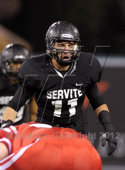 Thumbnail 2 in Servite vs. Mater Dei photogallery.