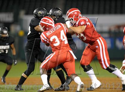 Thumbnail 1 in Servite vs. Mater Dei photogallery.