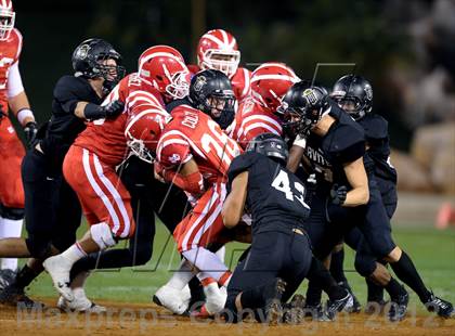 Thumbnail 2 in Servite vs. Mater Dei photogallery.