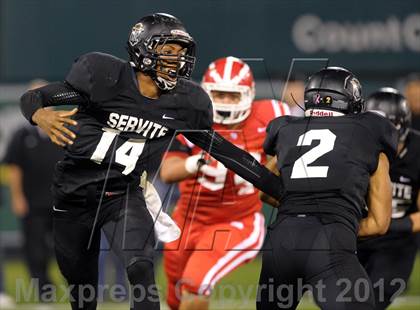Thumbnail 2 in Servite vs. Mater Dei photogallery.
