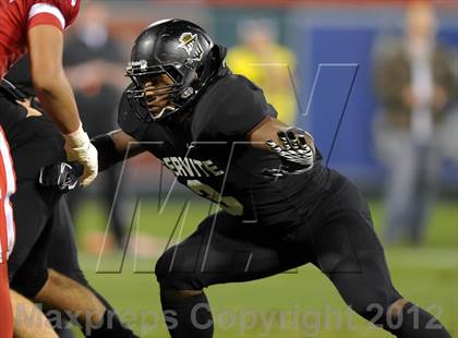 Thumbnail 3 in Servite vs. Mater Dei photogallery.