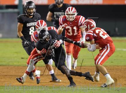 Thumbnail 1 in Servite vs. Mater Dei photogallery.