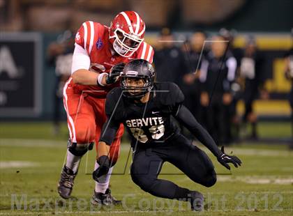 Thumbnail 1 in Servite vs. Mater Dei photogallery.