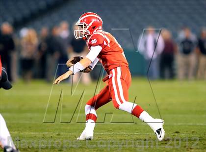 Thumbnail 2 in Servite vs. Mater Dei photogallery.
