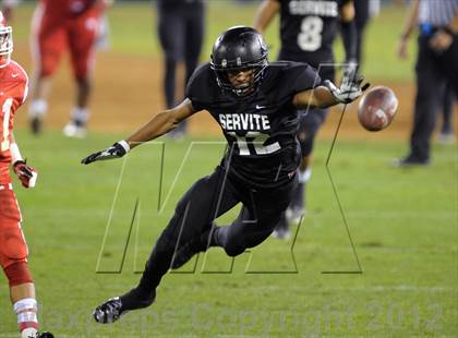 Thumbnail 2 in Servite vs. Mater Dei photogallery.