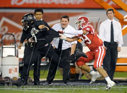 Thumbnail 3 in Servite vs. Mater Dei photogallery.