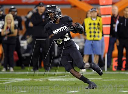 Thumbnail 1 in Servite vs. Mater Dei photogallery.
