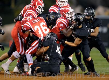 Thumbnail 3 in Servite vs. Mater Dei photogallery.