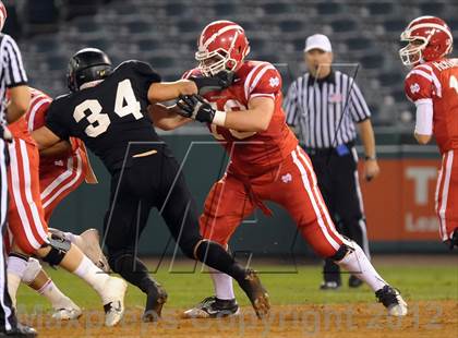 Thumbnail 3 in Servite vs. Mater Dei photogallery.