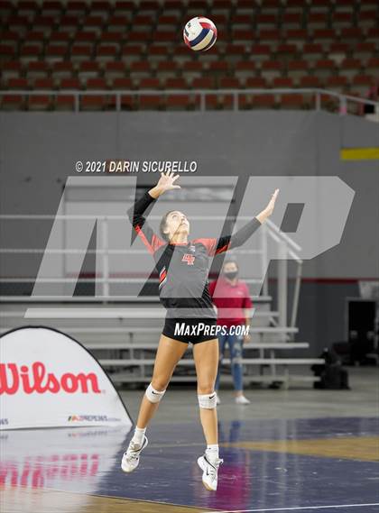 Thumbnail 3 in Phoenix Country Day vs Chandler Prep (AIA 2A Final) photogallery.