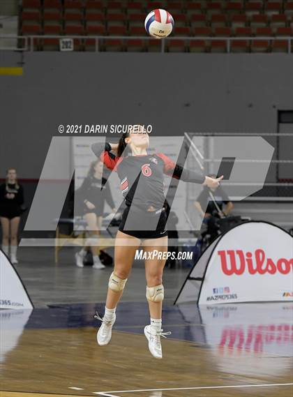 Thumbnail 3 in Phoenix Country Day vs Chandler Prep (AIA 2A Final) photogallery.