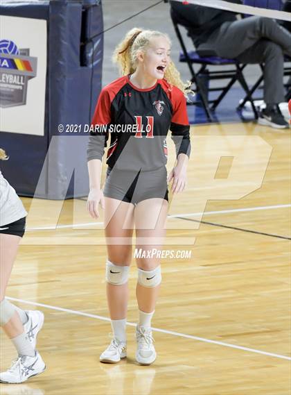 Thumbnail 3 in Phoenix Country Day vs Chandler Prep (AIA 2A Final) photogallery.