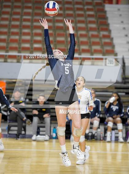 Thumbnail 3 in Phoenix Country Day vs Chandler Prep (AIA 2A Final) photogallery.