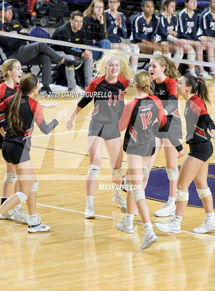 Thumbnail 2 in Phoenix Country Day vs Chandler Prep (AIA 2A Final) photogallery.