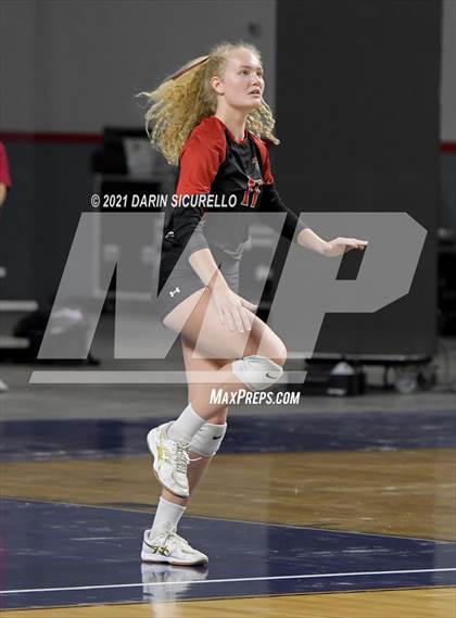 Thumbnail 1 in Phoenix Country Day vs Chandler Prep (AIA 2A Final) photogallery.