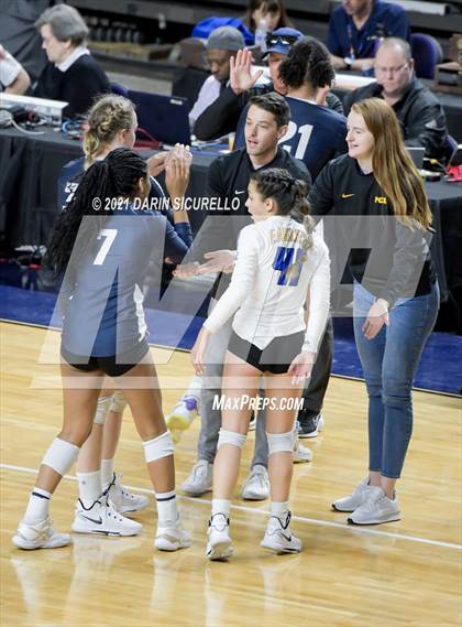Thumbnail 1 in Phoenix Country Day vs Chandler Prep (AIA 2A Final) photogallery.