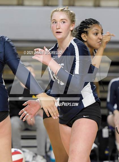 Thumbnail 2 in Phoenix Country Day vs Chandler Prep (AIA 2A Final) photogallery.