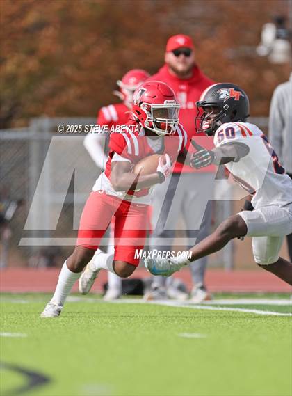 Thumbnail 2 in Legend @ Regis Jesuit photogallery.