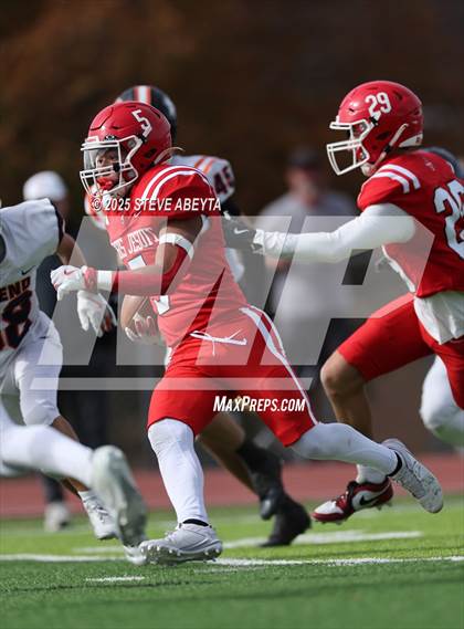 Thumbnail 3 in Legend @ Regis Jesuit photogallery.