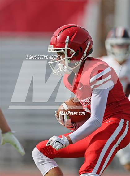 Thumbnail 2 in Legend @ Regis Jesuit photogallery.