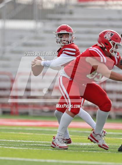 Thumbnail 2 in Legend @ Regis Jesuit photogallery.