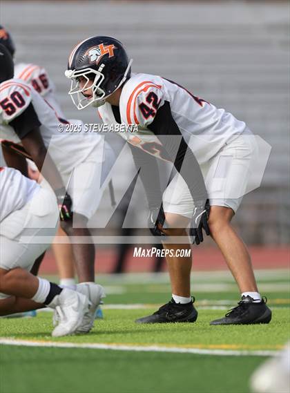 Thumbnail 3 in Legend @ Regis Jesuit photogallery.